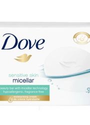 Dove micelar sapun sadrži deo kreme i blagog sredstva za čišćenje kako bi vaša koža bila čista i hidrirana.